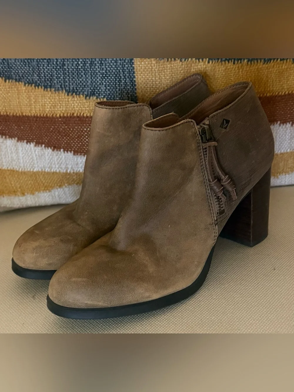 Sperry Top-Sider Dasher Lille Suede Leather Ankle Booties Taupe Size 8M
